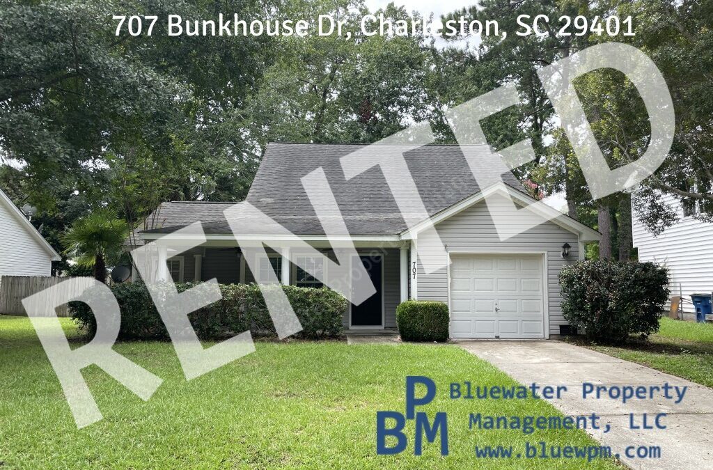 707 Bunkhouse Dr