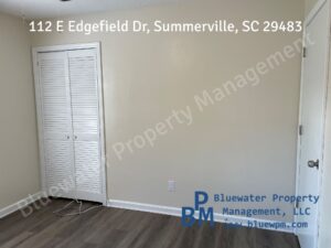112 E Edgefield 9