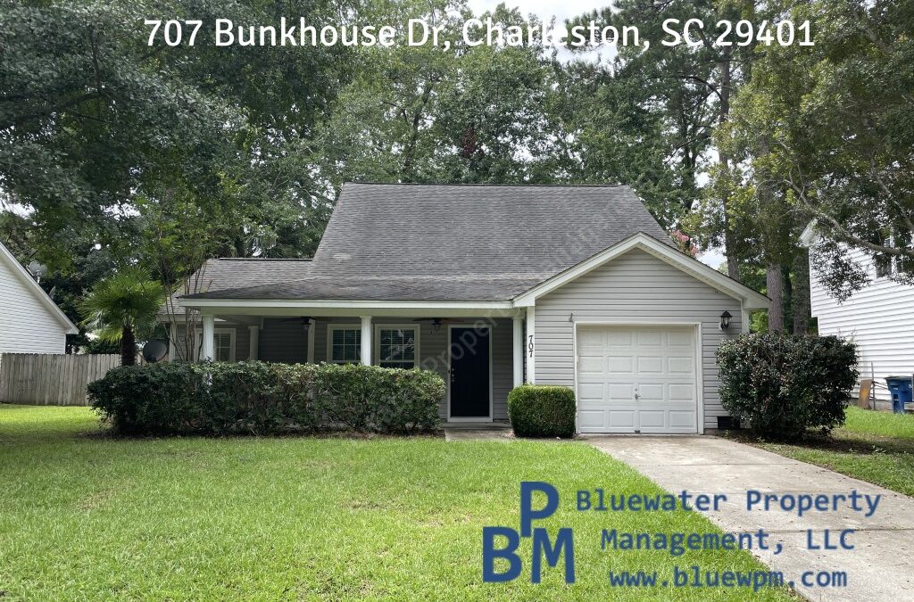 707 Bunkhouse Dr