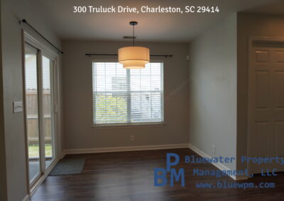 300 Truluck 4 For Rent